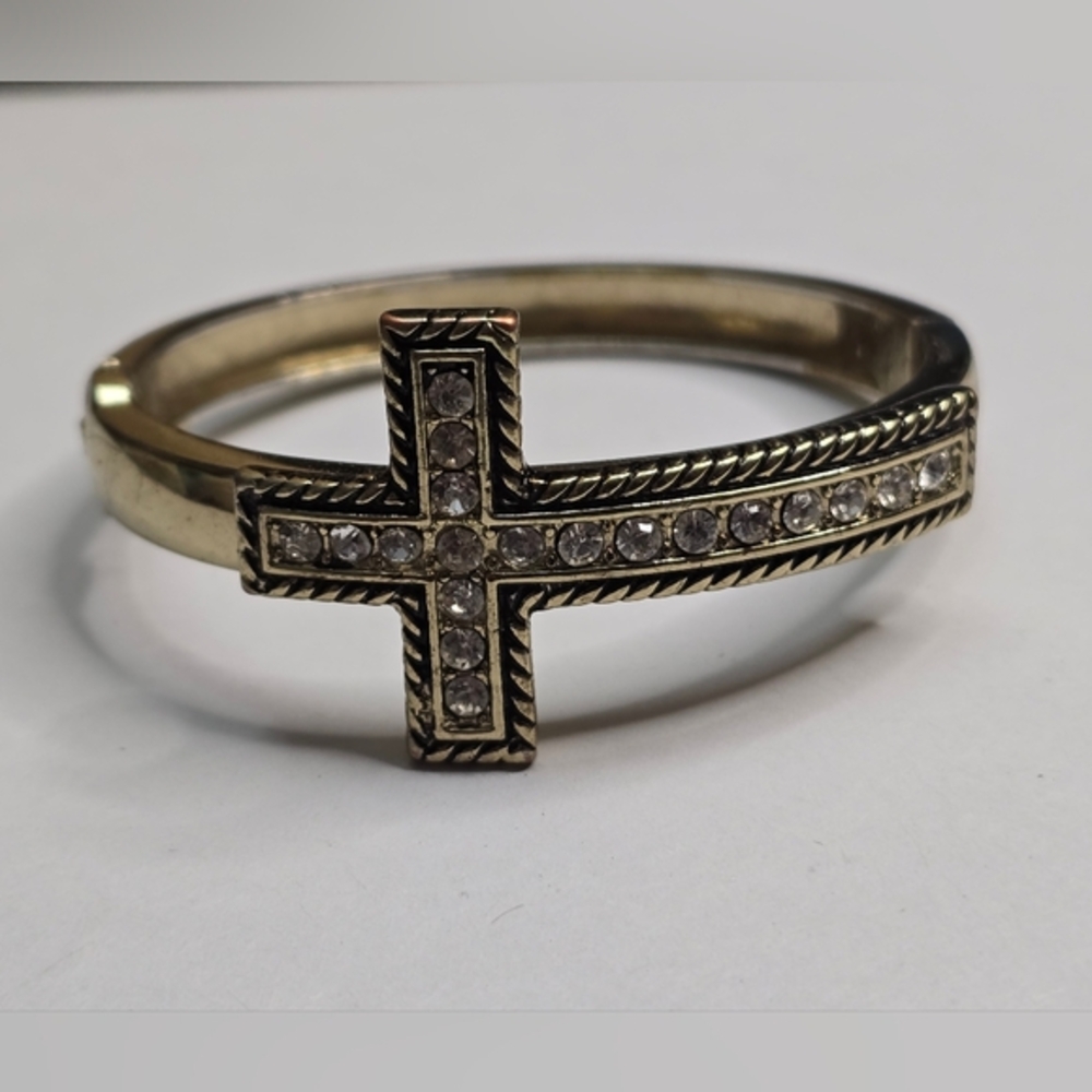 Treska Pave Jeweled Silver Cross Hinged Bracelet